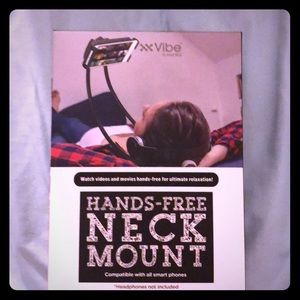 Hands free neck mount